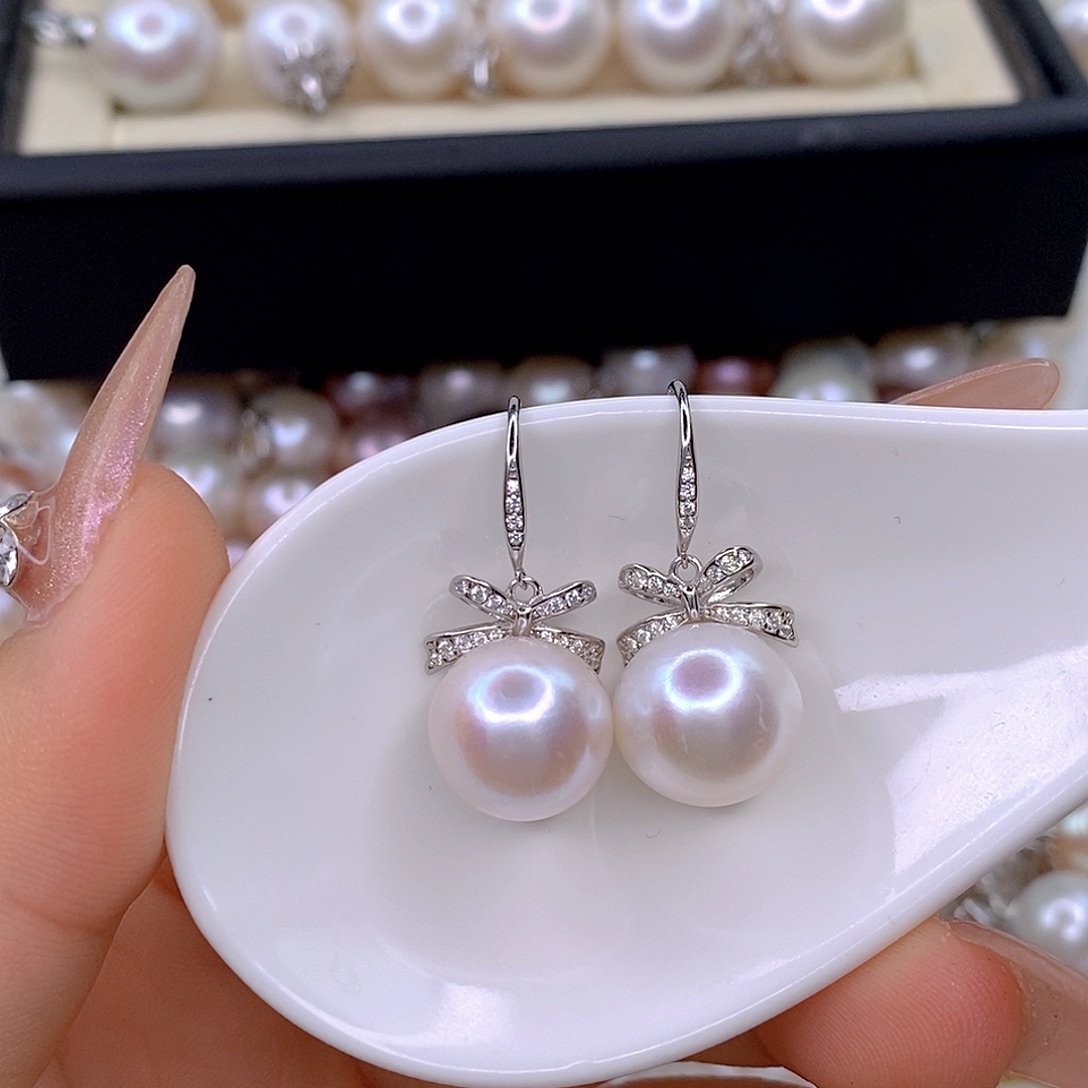 淡水珍珠银S925镶嵌颈饰