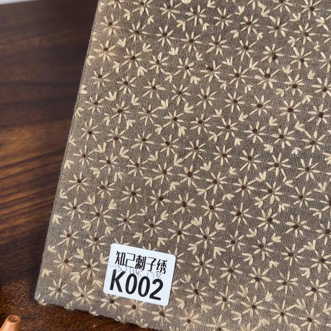 刺绣又*又002刺绣图案设计非常精致