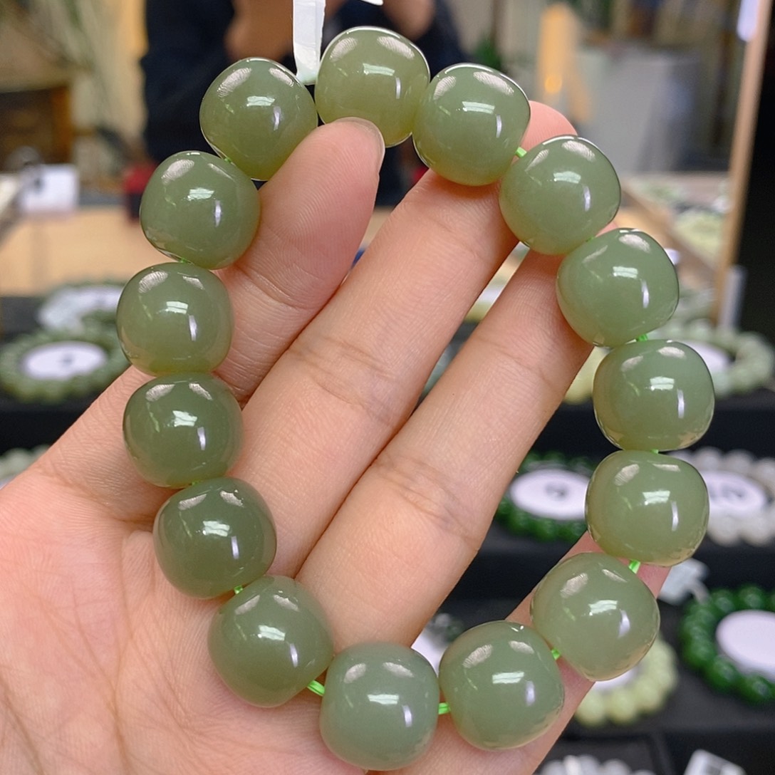 未镶嵌手串和田玉