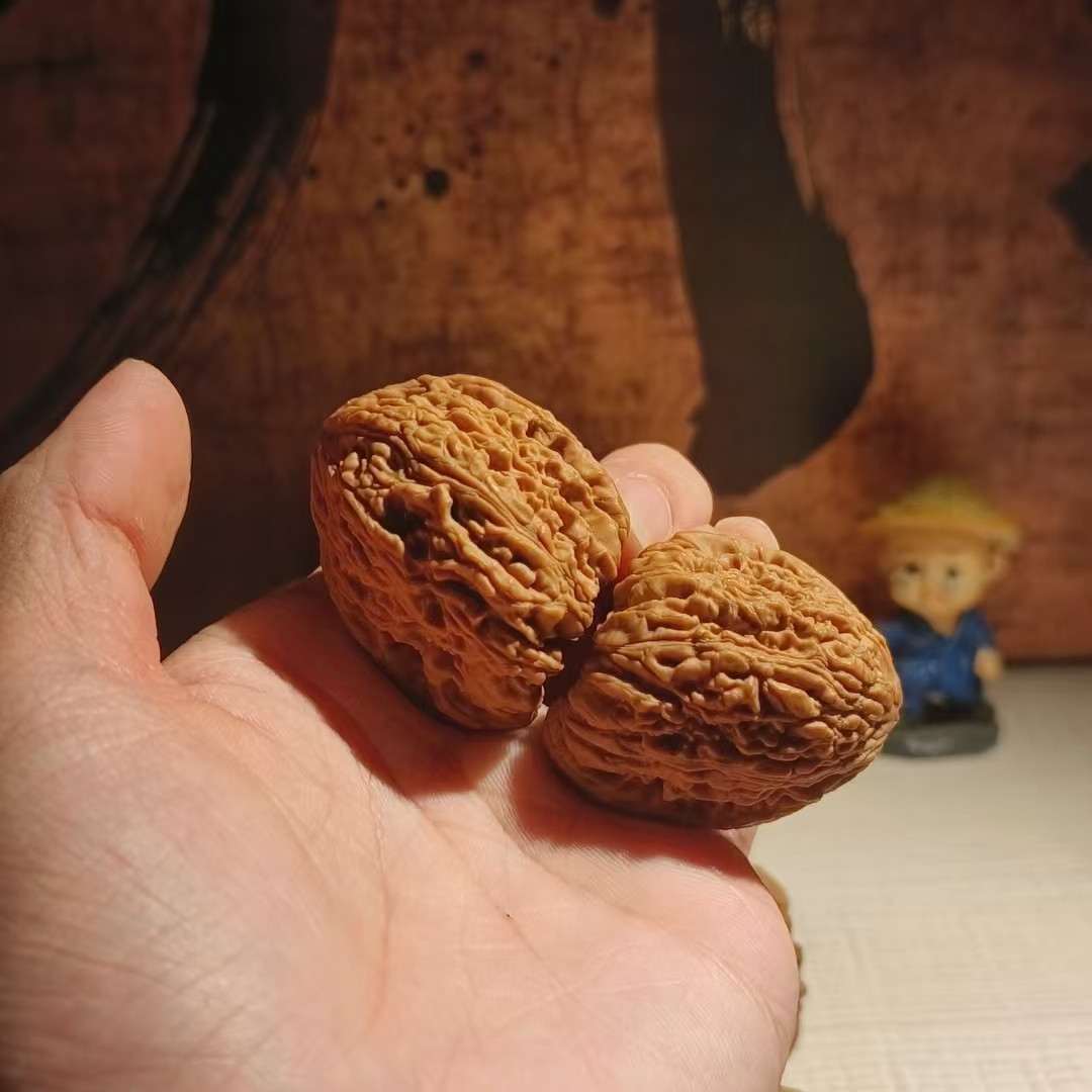 涿鹿南疆石文玩核桃精品手把件盘玩