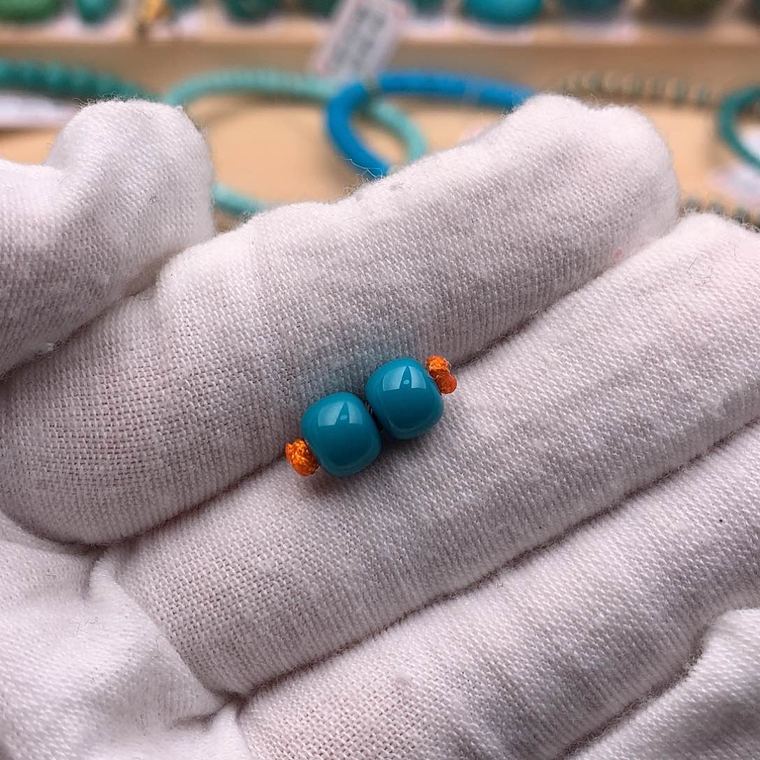 未镶嵌绿松石耳饰