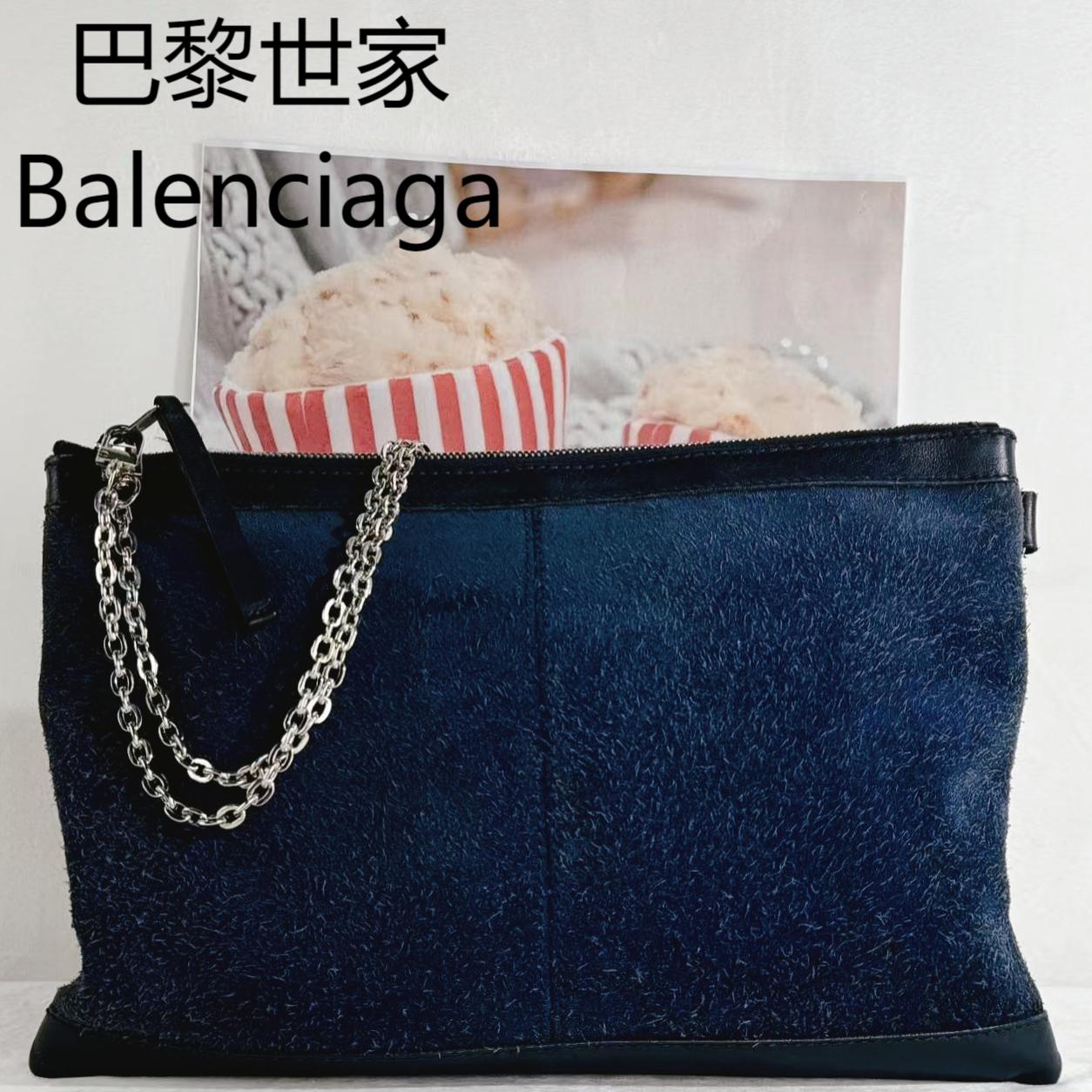 95新 Balenciaga/巴黎世家 深蓝色麂皮手拿包G25310285底长32X23