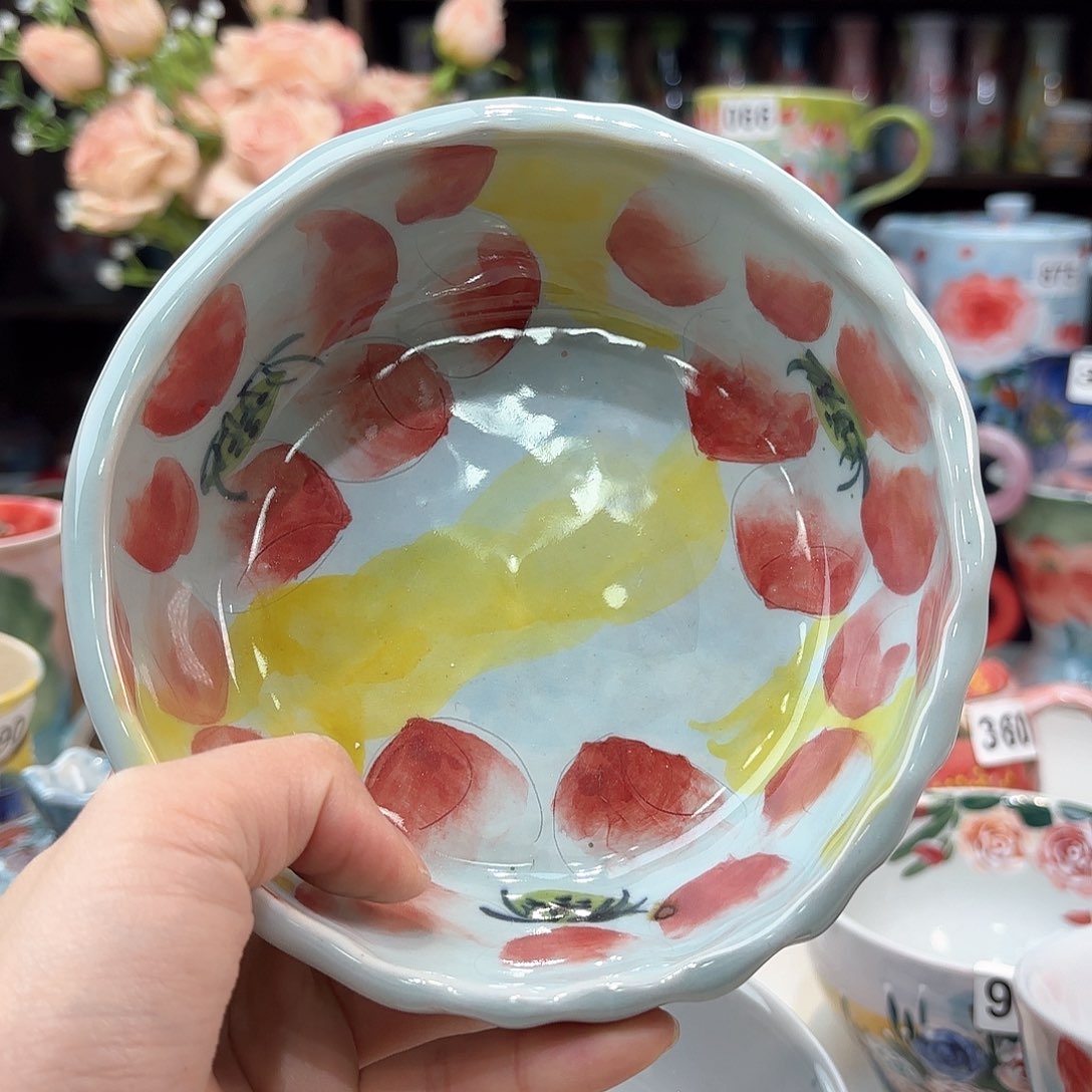 瓷片兔兔好de o k l k lv tu