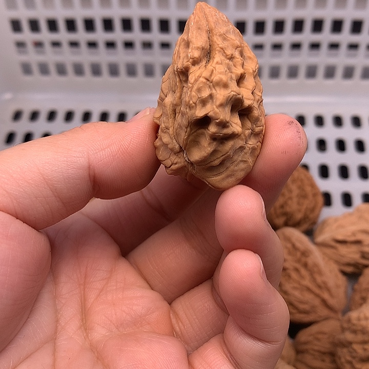 褚***壮文玩核桃吊坠文玩核桃