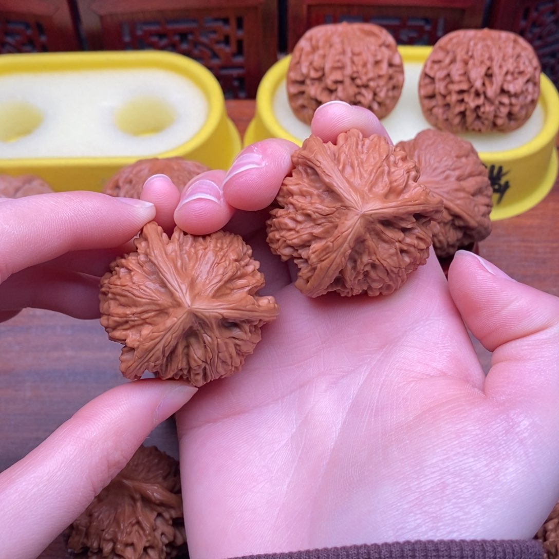 吊坠文玩核桃C****.三棱