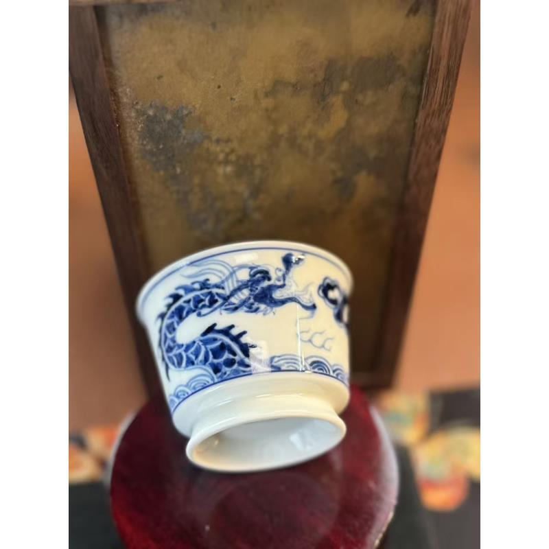 A338【蜕观堂】景德镇手工手绘青花鱼化龙直口杯       70ml    