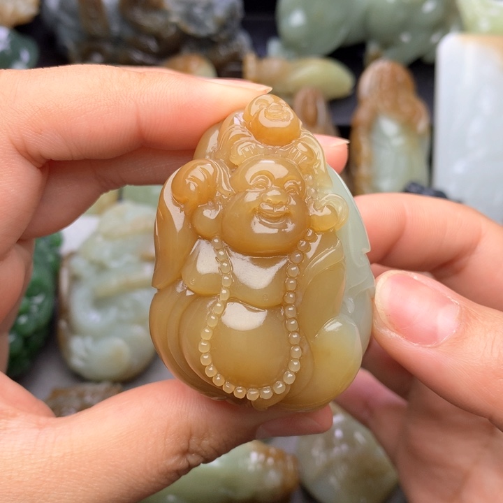 和田玉未镶嵌把件