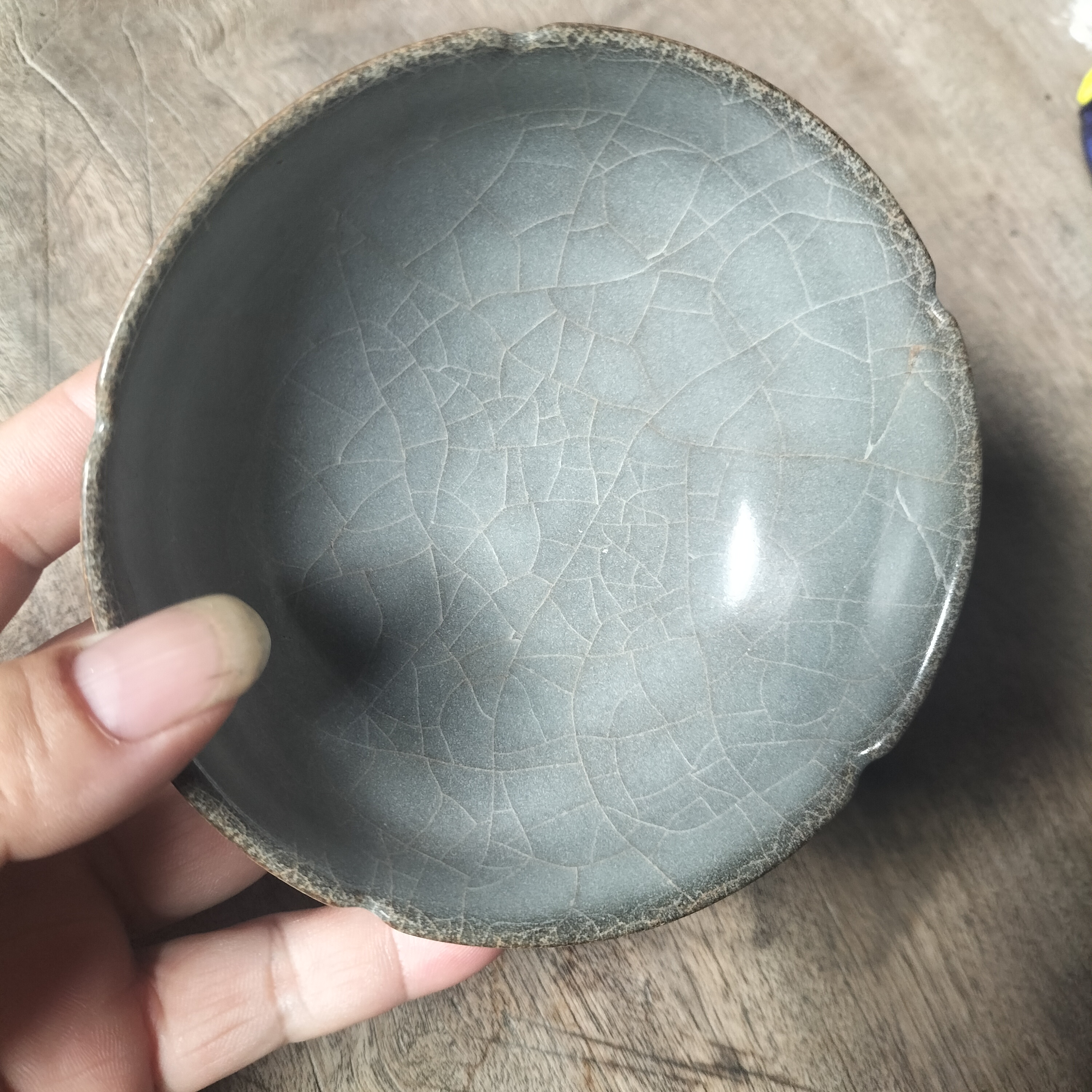 龙泉窑六缺斗立碗，东西完整