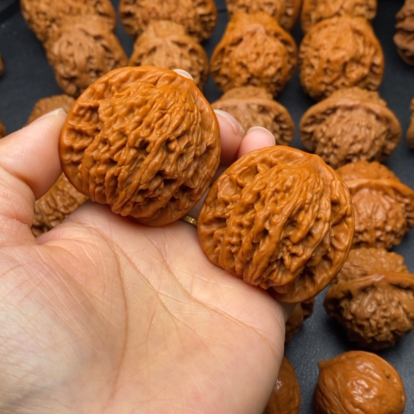 【闪购商品】文玩核桃把件44虎头