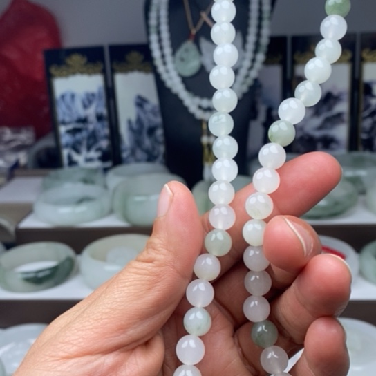 石英质玉（金丝玉）手镯未镶嵌