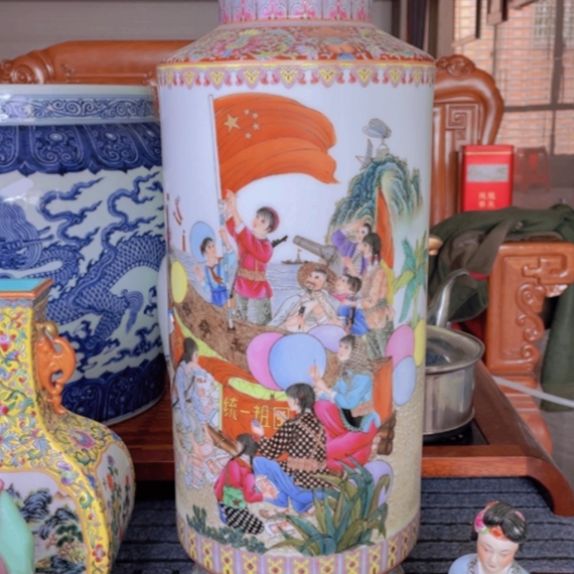 【闪购商品】盘冬**雪粉彩人物棒垂屏一根