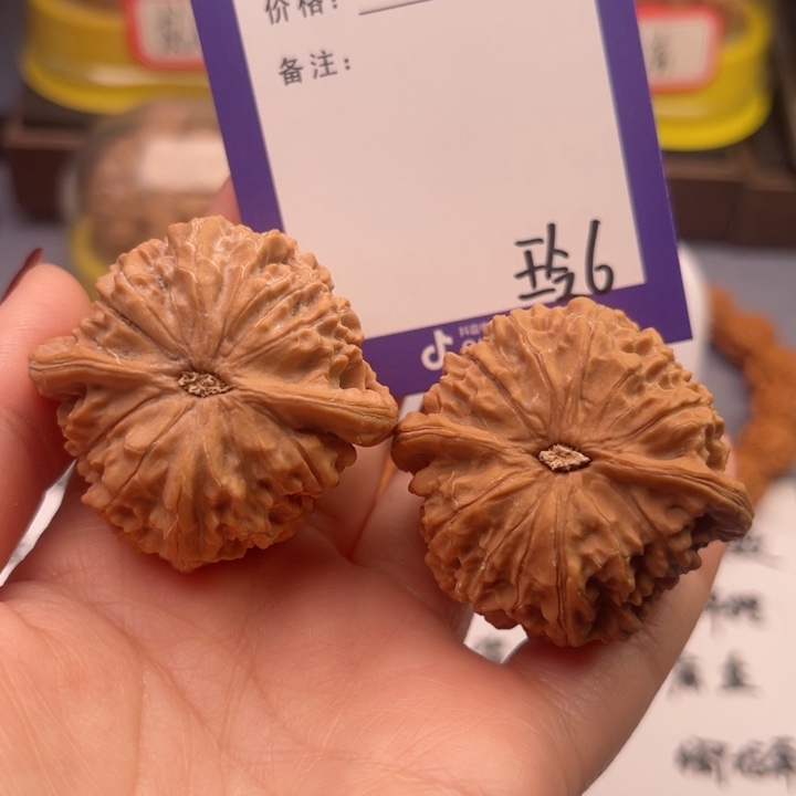 文玩核桃吊坠松**然文玩核桃把件6