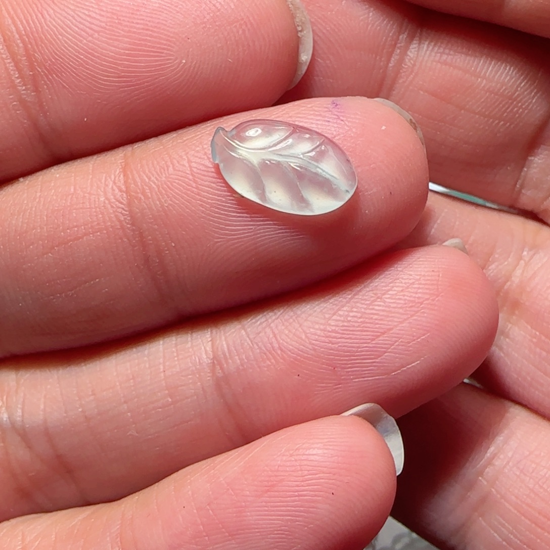 指***虫定制翡翠未镶嵌天然翡翠叶子