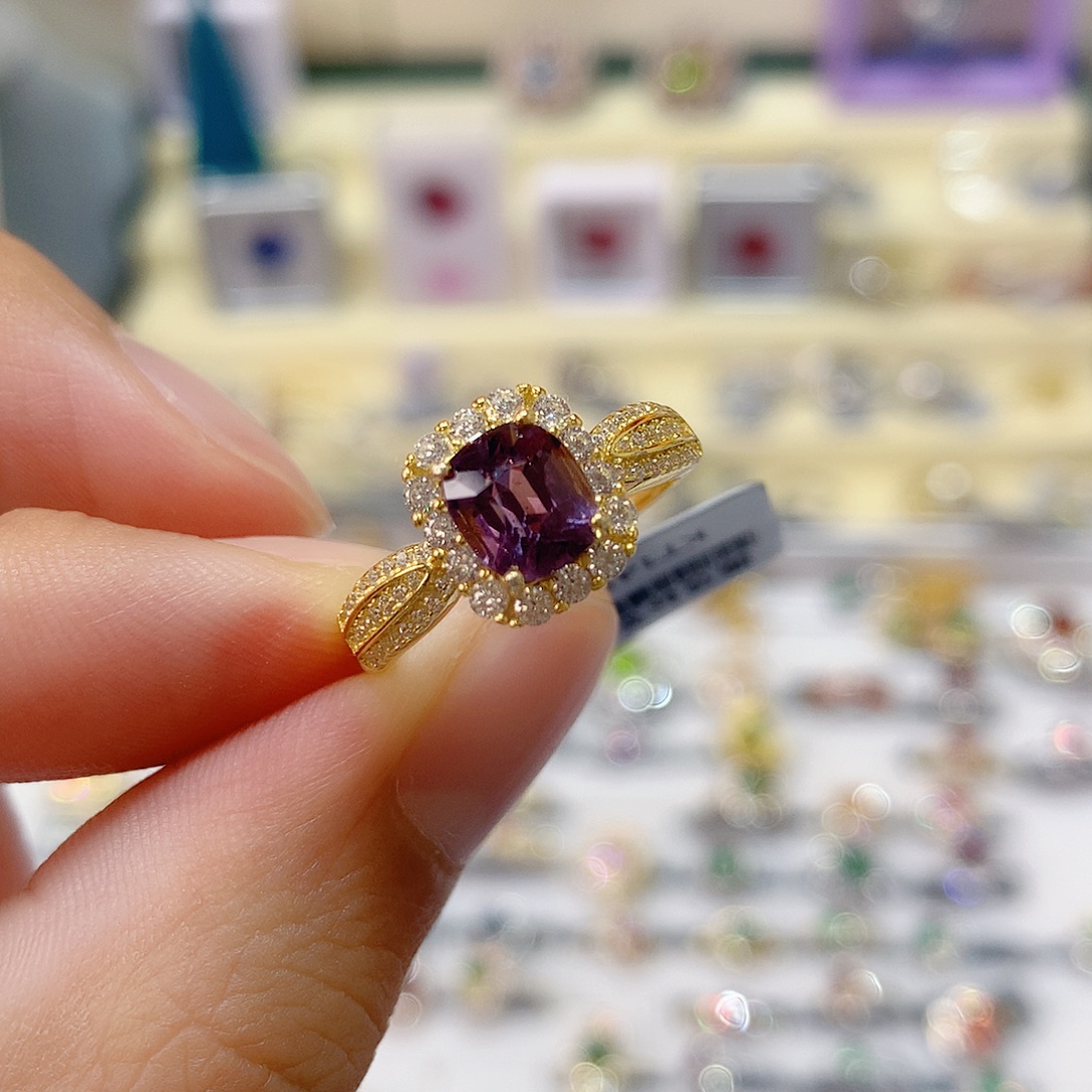 银S925镶嵌戒指尖晶石