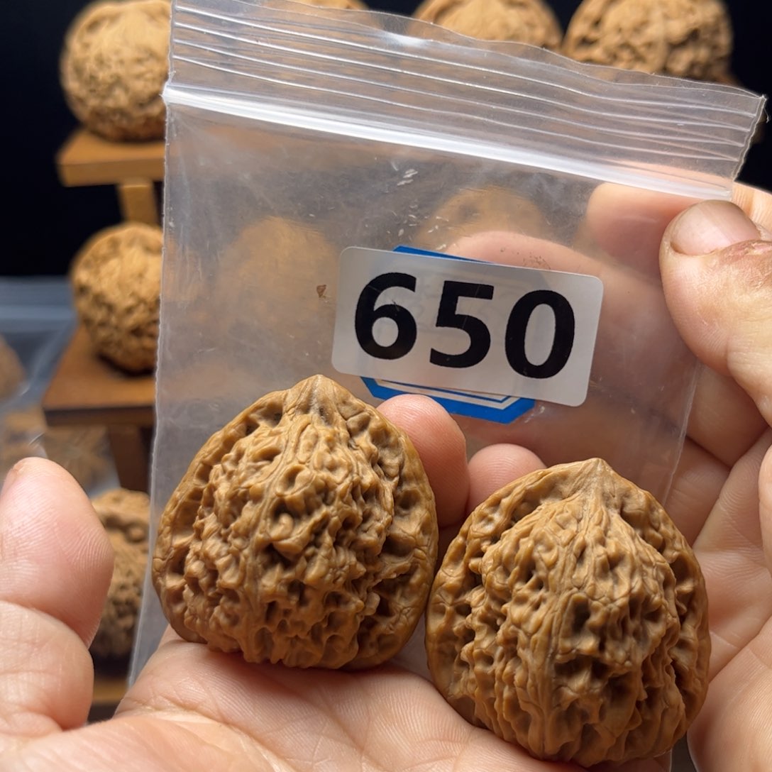 吊坠文玩核桃南疆40