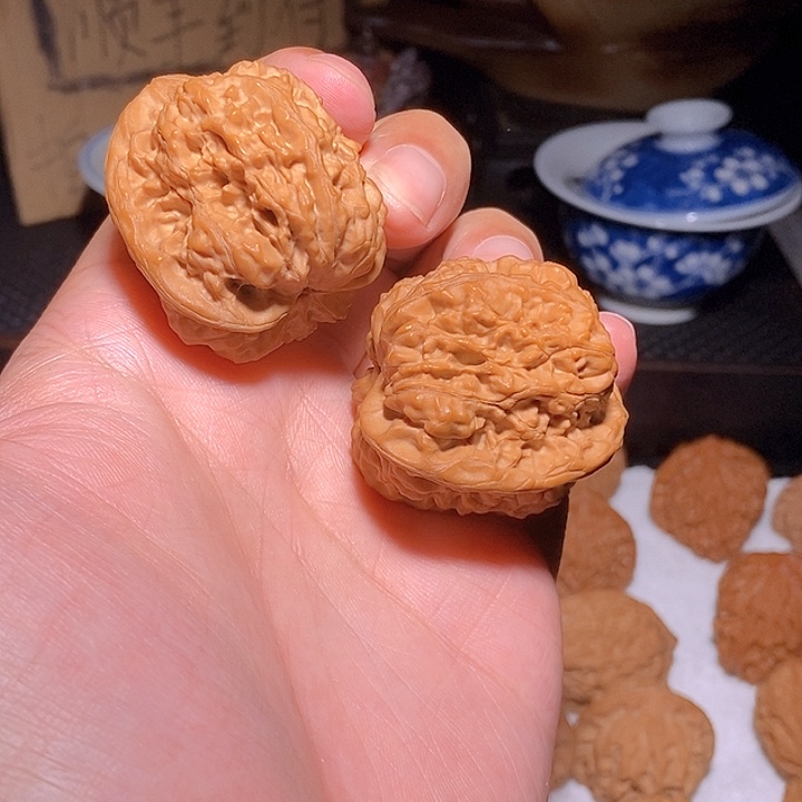 文玩核桃手把件金蟾王