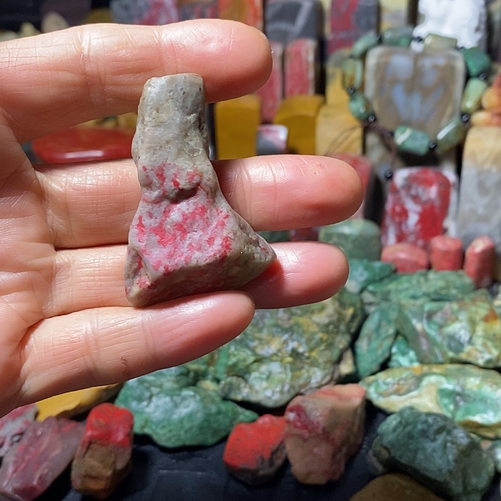 昌化鸡血石鸡血石