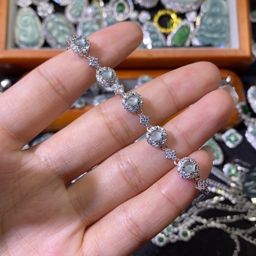 【闪购商品】翡翠未镶嵌颈饰天然