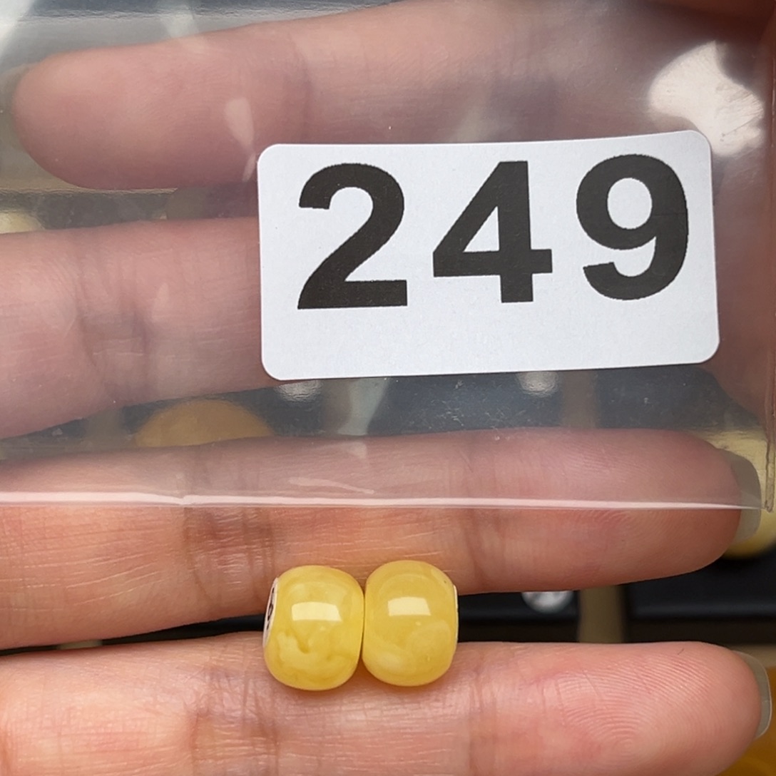 蜜蜡裸石未镶嵌谁*疼蜜蜡