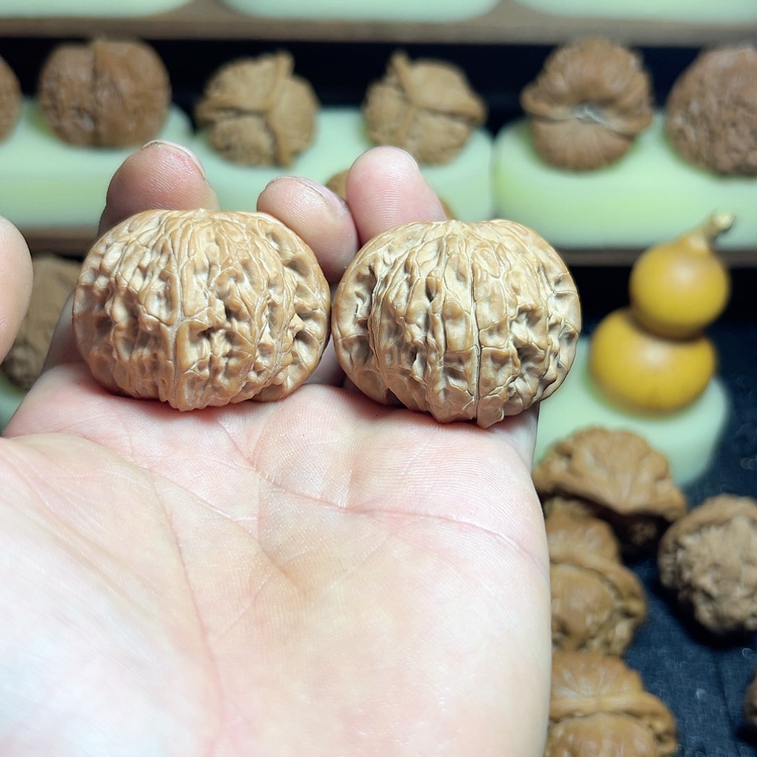 【闪购商品】文玩核桃吊坠G*m磨盘