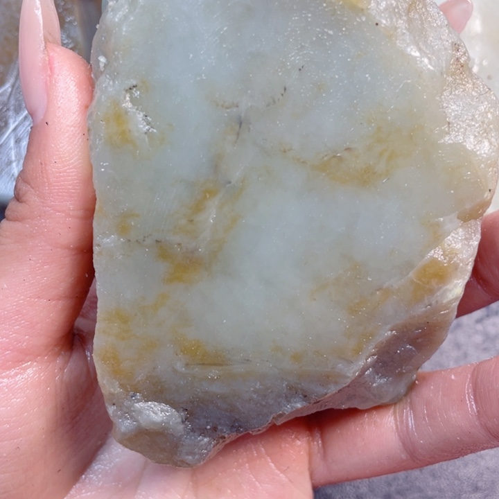 和田玉未镶嵌珠宝半成品