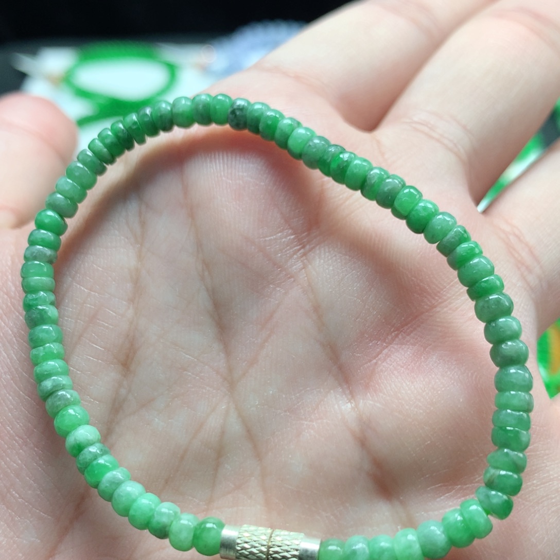 翡翠未镶嵌手链翡翠