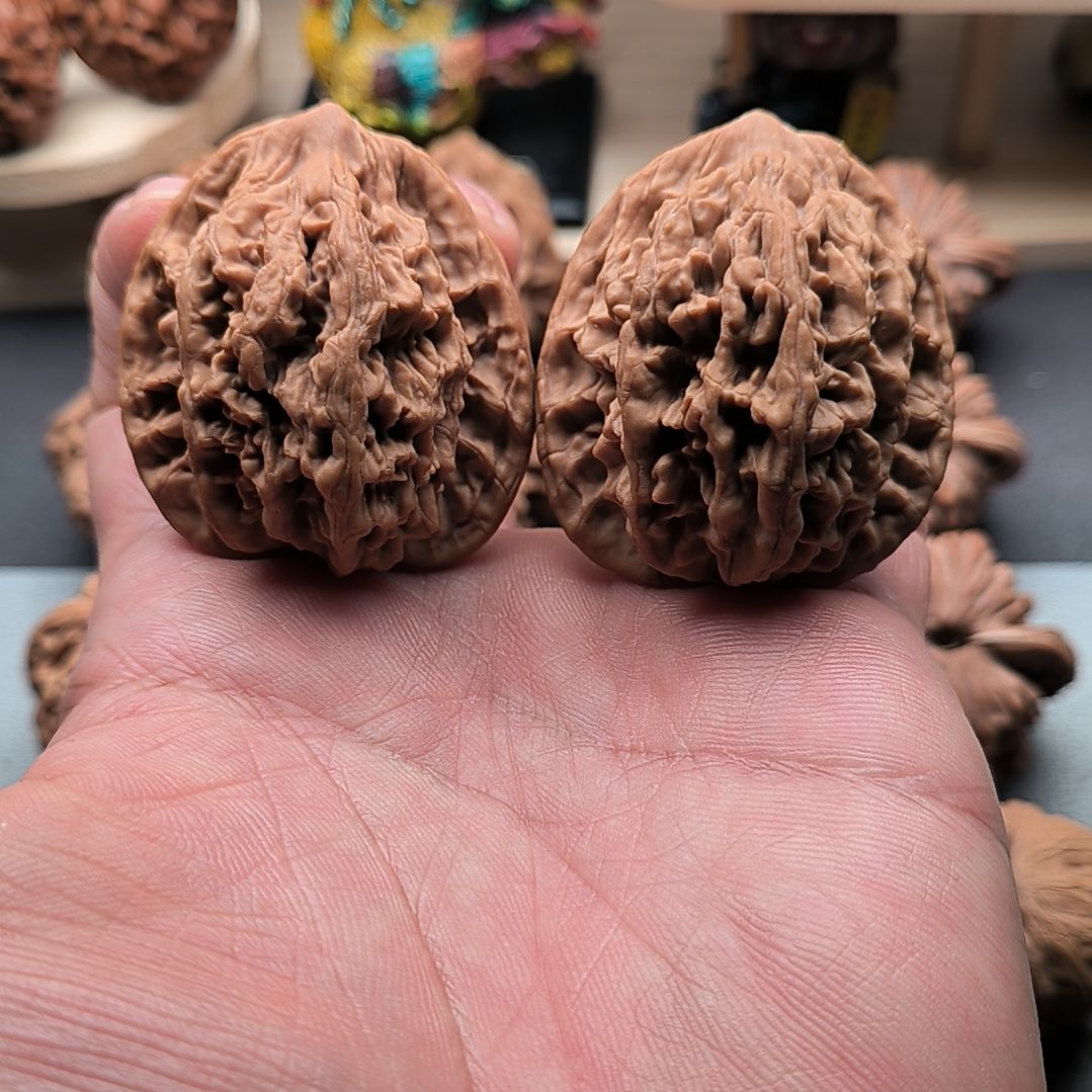 文玩核桃吊坠老树高桩麦穗虎头41尺