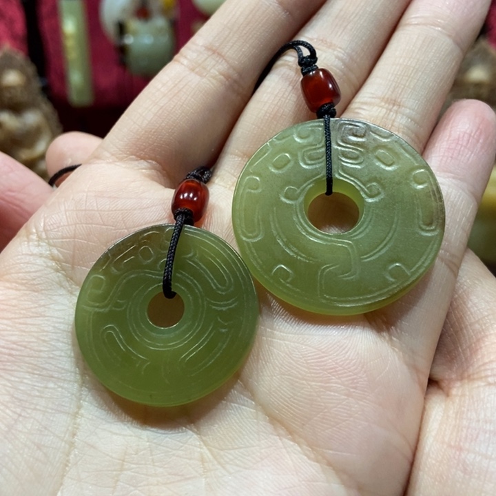 和田玉挂件未镶嵌呦*