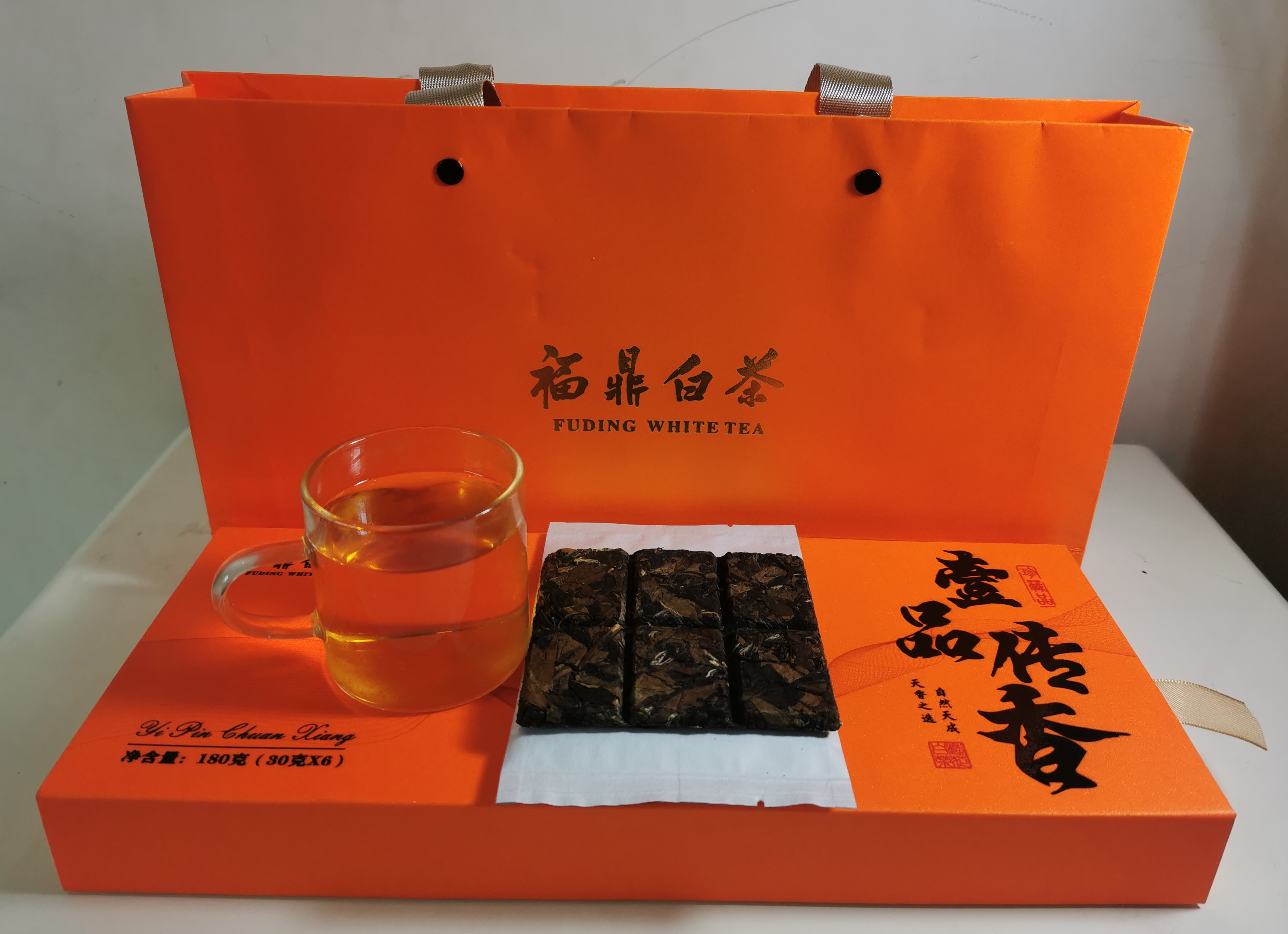 福鼎白茶老白茶2022年寿眉压缩巧克力180克礼盒装可泡可焖可煮