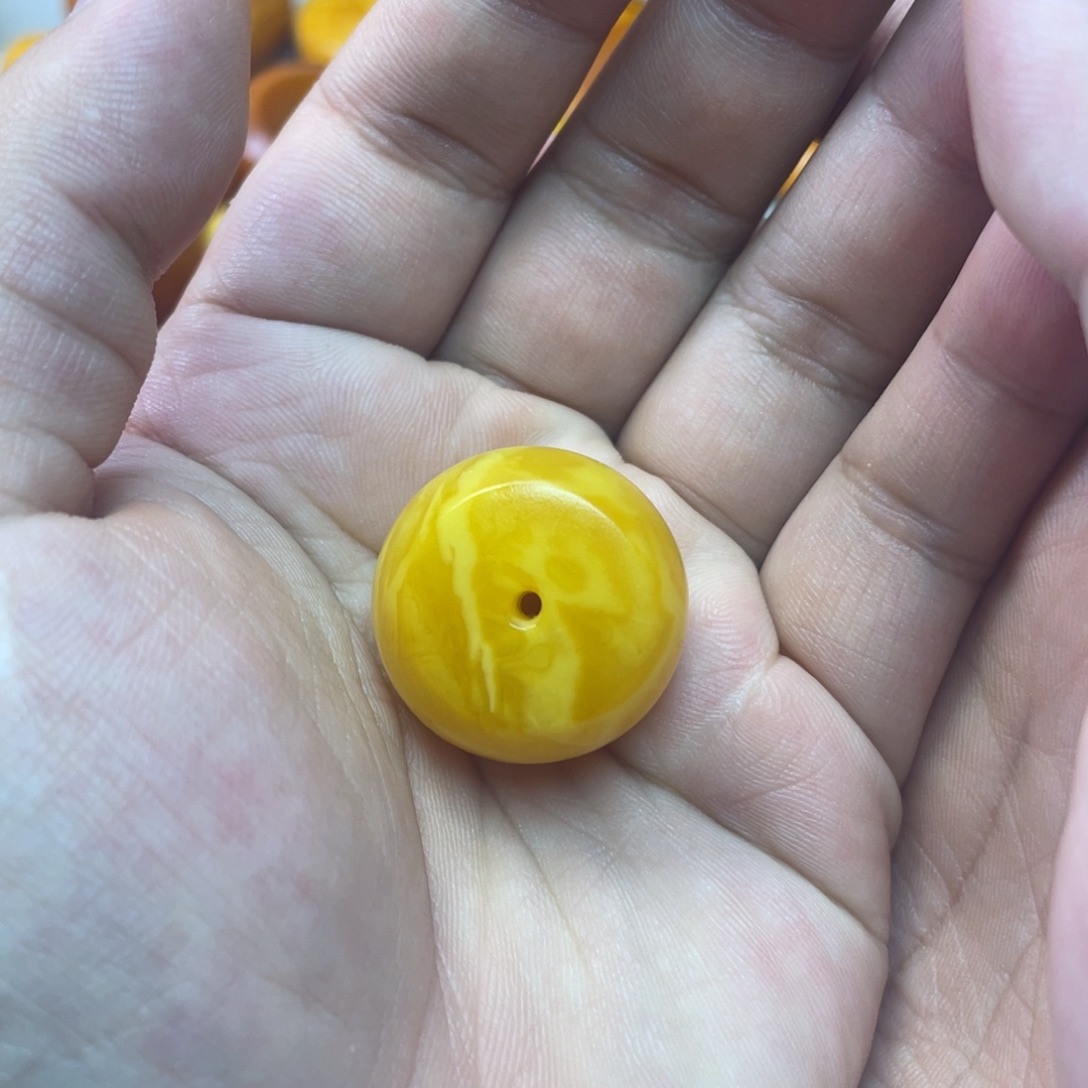 蜜蜡未镶嵌吊坠(不含链)