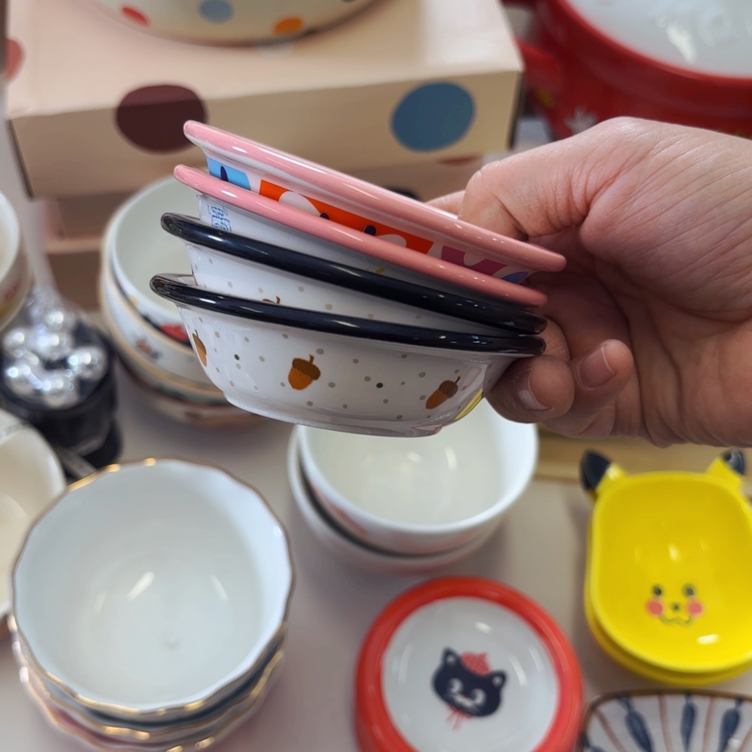 白瓷西比尔蘸料碟黑色粉色各两个