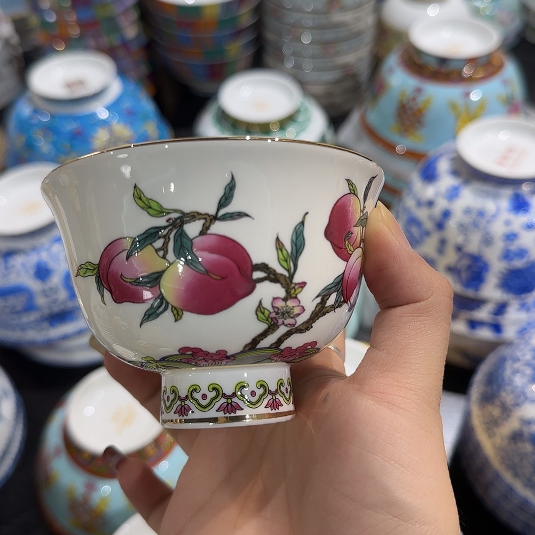 骨瓷珐琅彩工艺制作