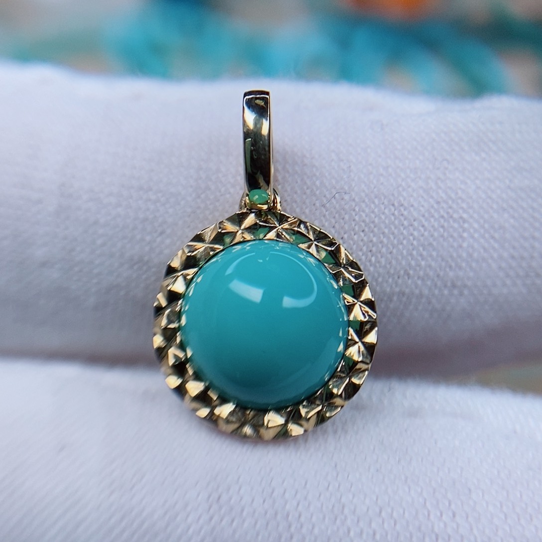 绿松石配饰18K金镶嵌