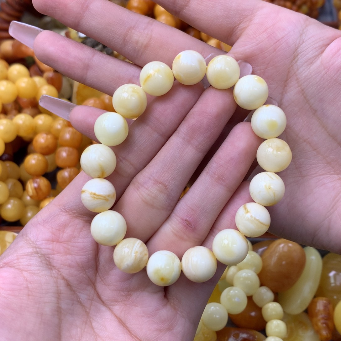 鑫***瑚琥珀未镶嵌珠宝奇石