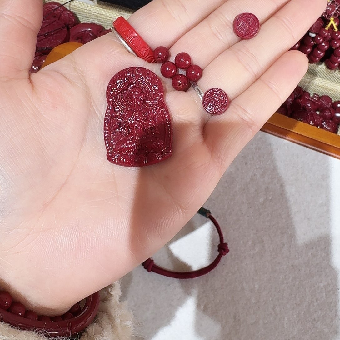 天然辰砂高含量紫金砂十二生肖守护神兔