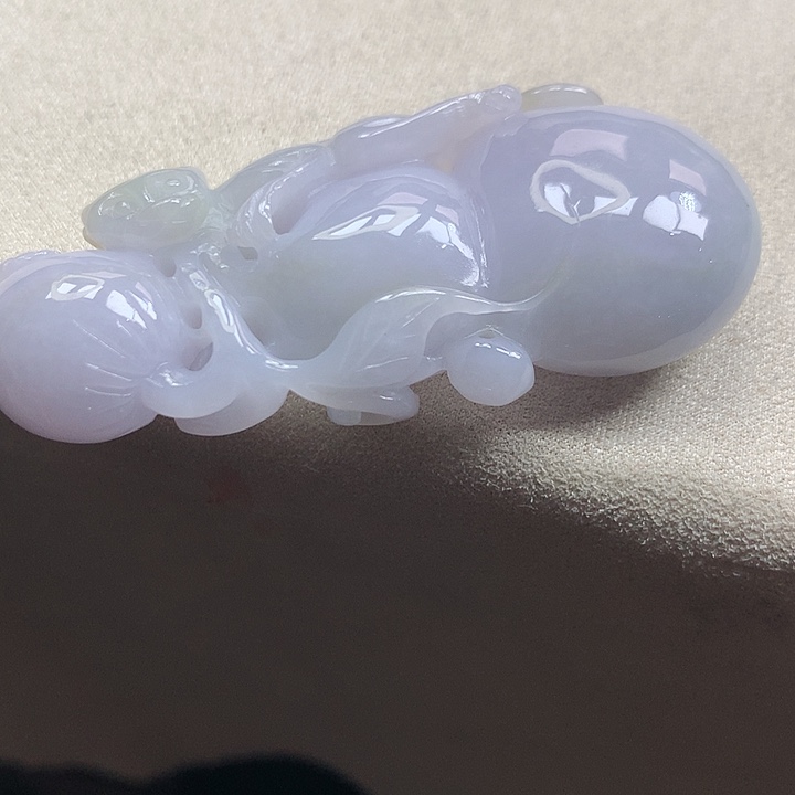 翡翠颈饰未镶嵌吊坠