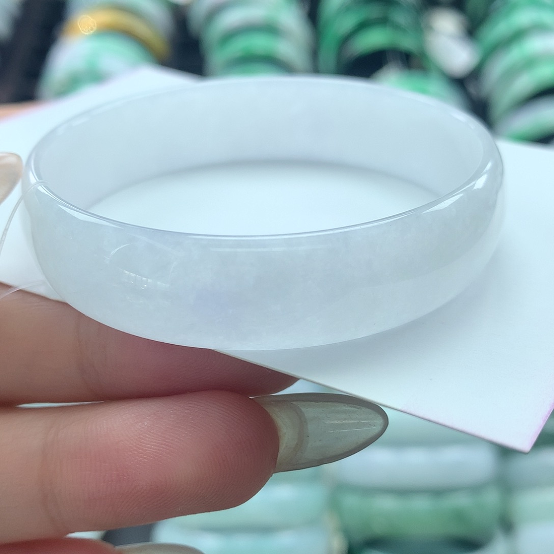 未镶嵌手镯翡翠公主