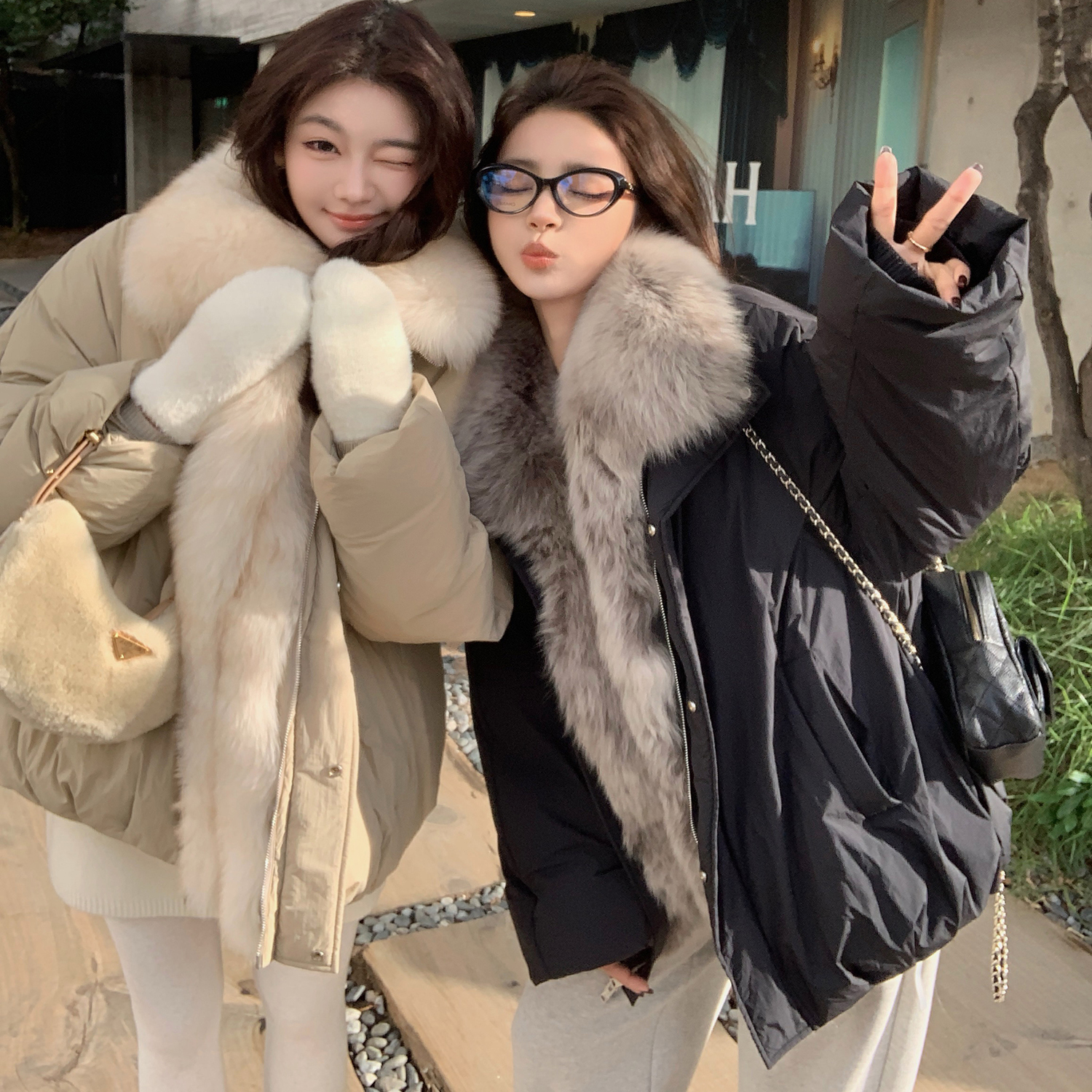 “雪境大白鹅”芬兰进口奢贵狐狸大毛领90白鹅绒暖盾-羽绒服