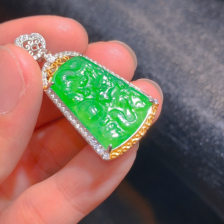 【闪购商品】翡翠颈饰未镶嵌翡翠