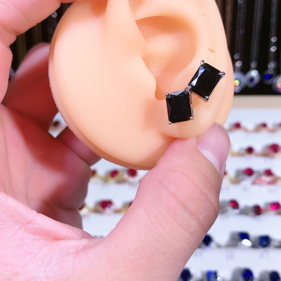 蓝宝石耳饰银S925镶嵌