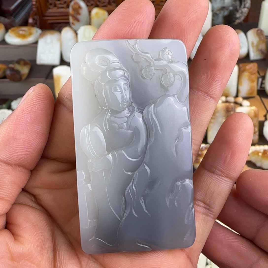 和田玉未镶嵌颈饰