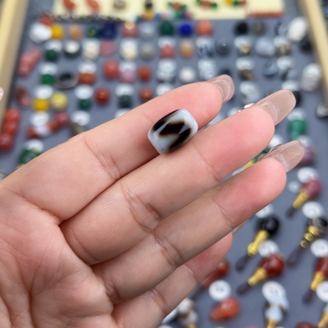 玛瑙/玉髓饰品未镶嵌