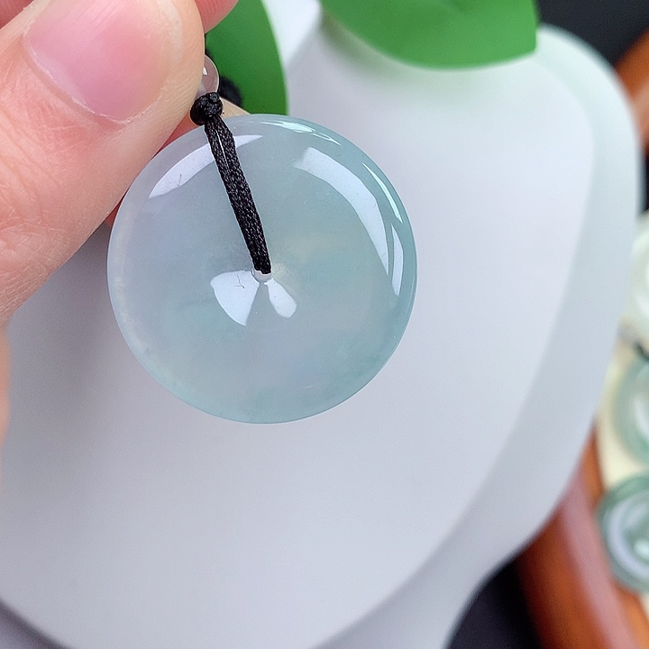 颈饰未镶嵌翡翠28.8-4.4mm