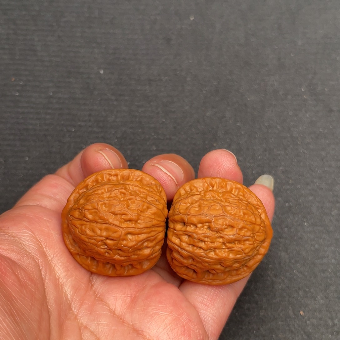 把件桃核33×30野生夜明珠CN01465（微微微蹭尖）