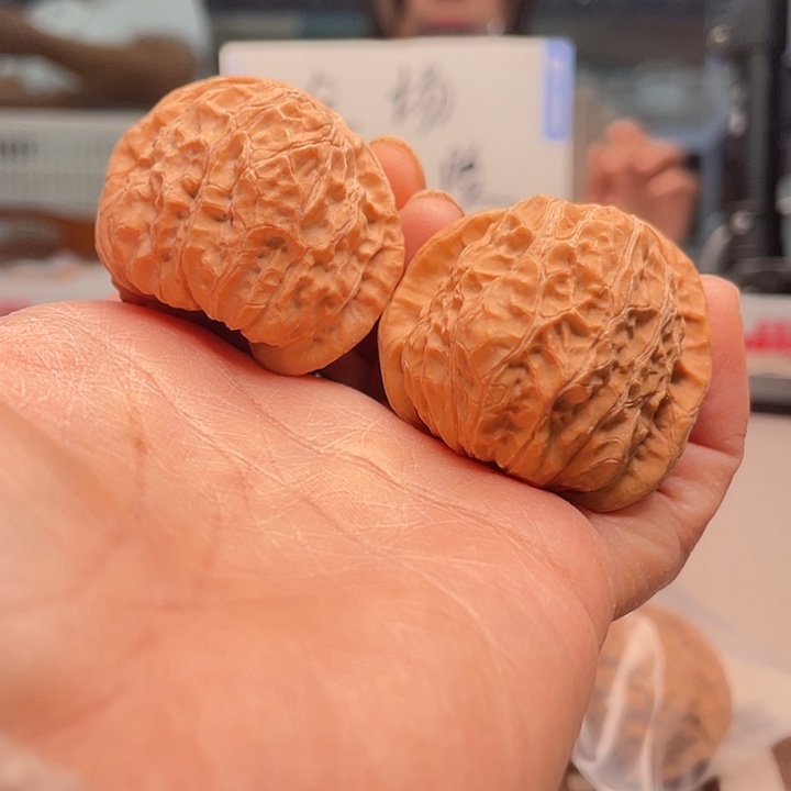 手串文玩核桃南瓜20颗鸡蛋的热量