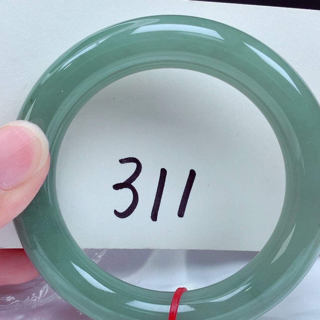 翡翠未镶嵌手镯翡翠