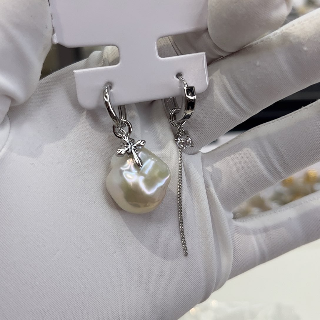 合金耳饰淡水珍珠