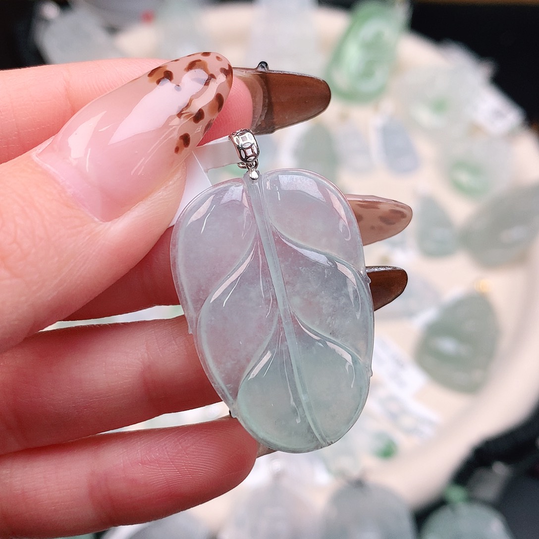 翡翠颈饰18K金镶嵌大叶子40、34、23.5、3