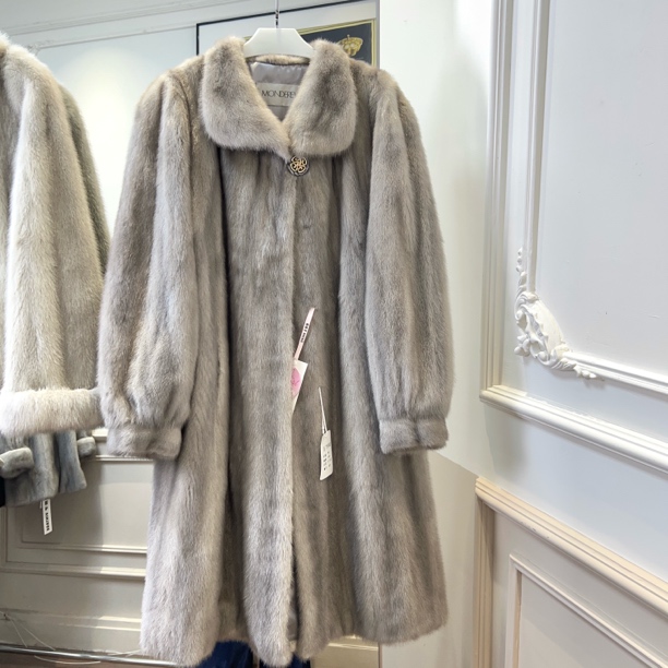 【L102】娃娃领宝石蓝灰长款减龄气质款