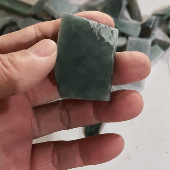 翡翠散珠天然翡翠石